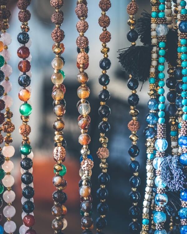Beaded necklace — 3